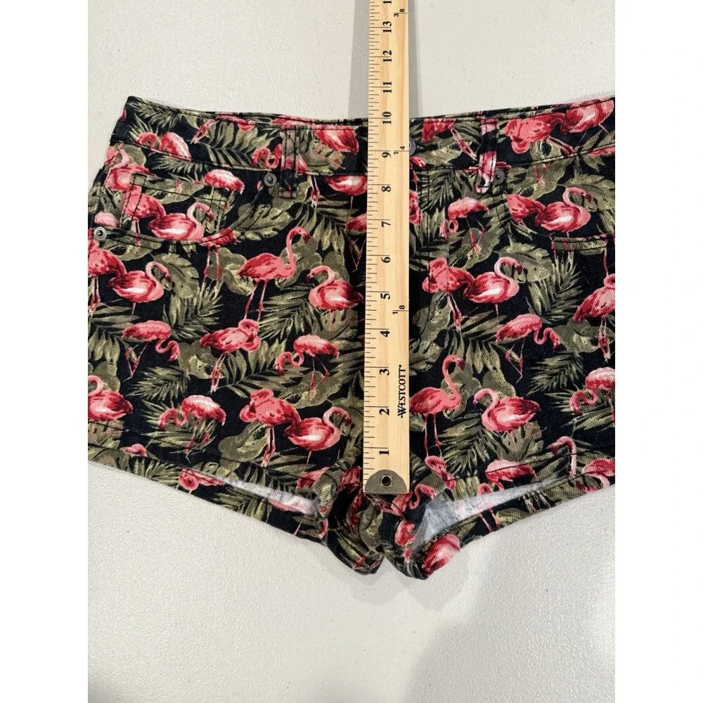 Forever 21 Denim Shorts Women 30** Flamingo Travel Vacation 100% Cotton Festival